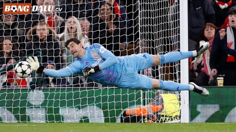 Bộ kỹ năng thượng thừa của Thibaut Courtois