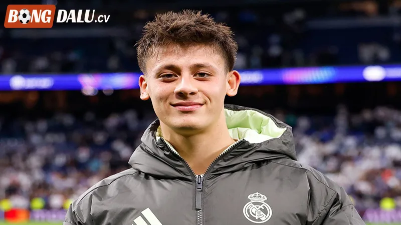 Giới thiệu đôi nét về tiền vệ Arda Güler