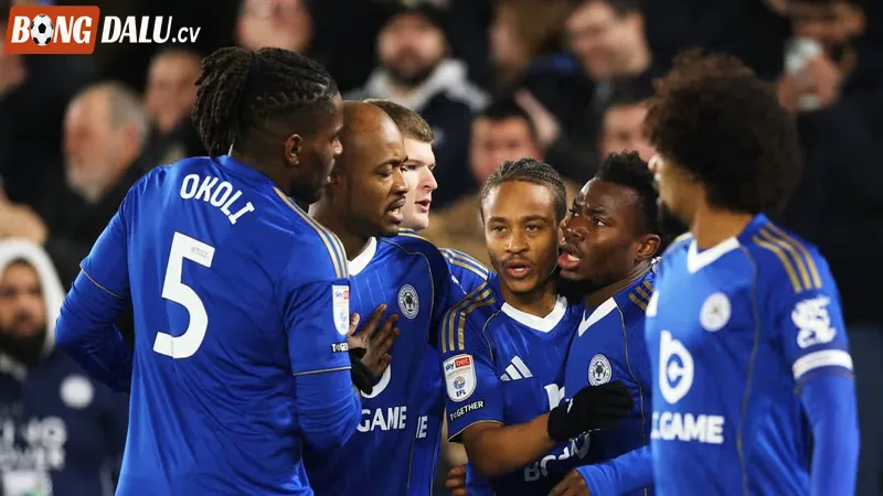 Nguyên nhân cho sự sa sút không phanh của Leicester City