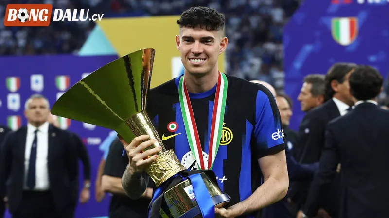 Những trung vệ nổi bật khác đang thi đấu tại Châu Âu